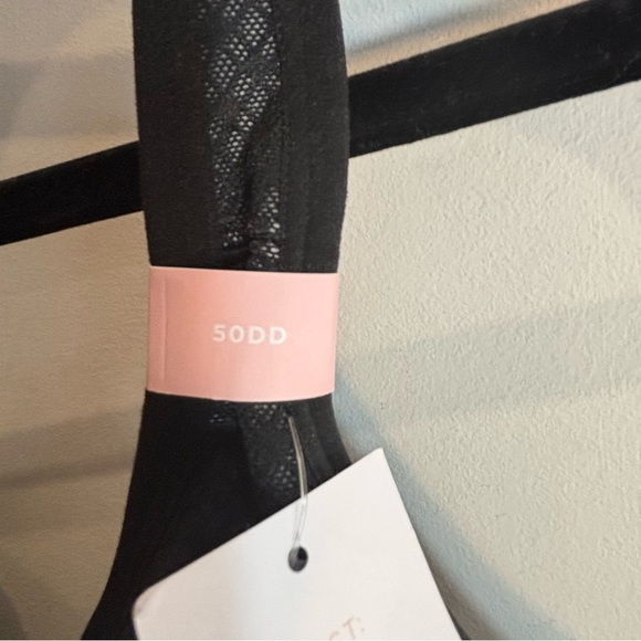 CACIQUE Sz 50DD Full Coverage Adjustable Straps And Back Soft Cups BRA NEW - Picture 4 of 9